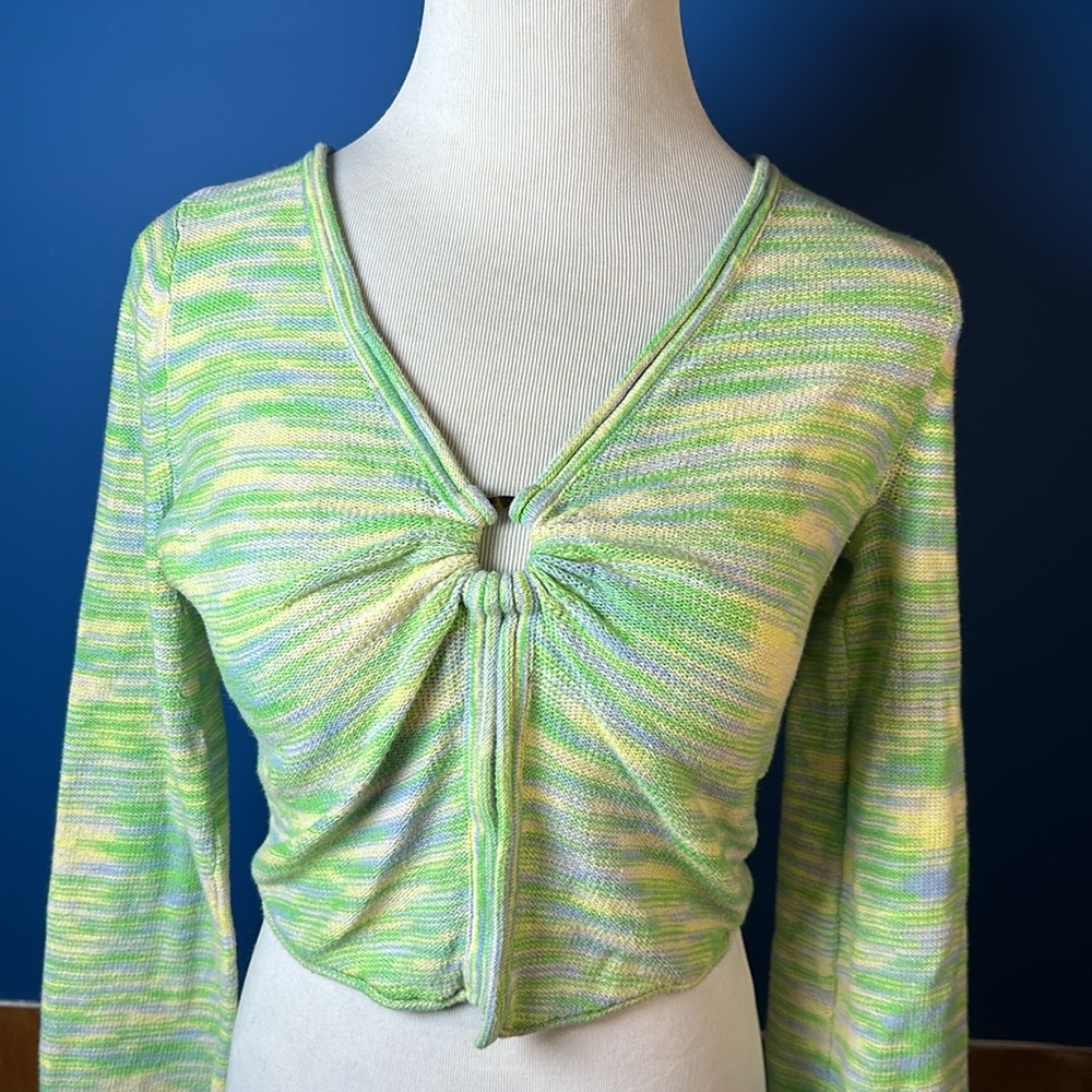 Cropped sweater - Picture 2 of 7